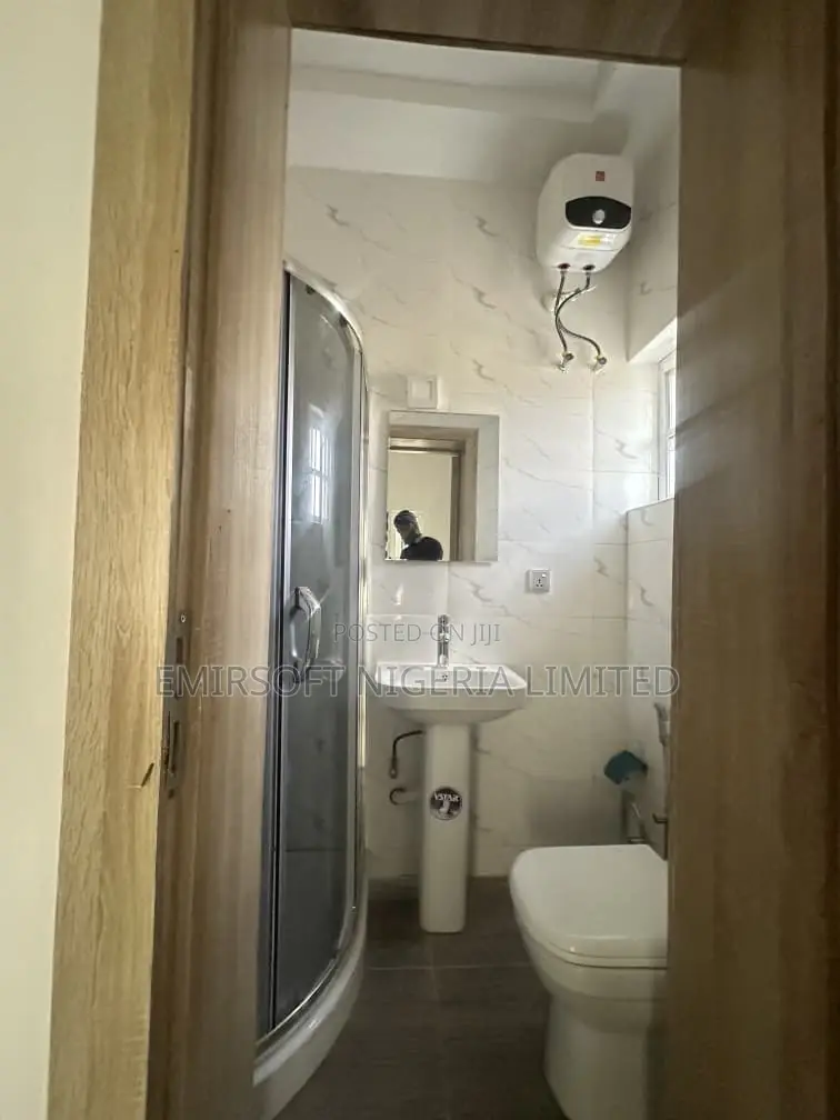 Furnished 4bdrm Duplex in Jericho for sale in Jericho