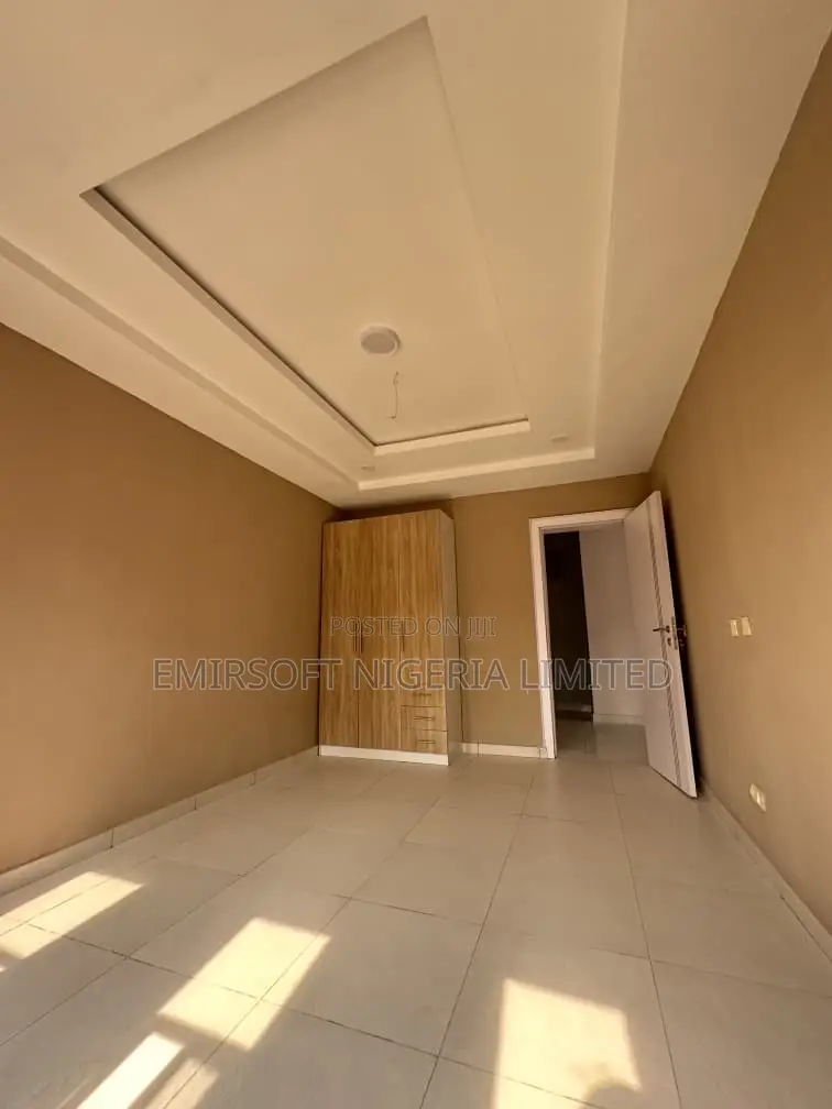 Furnished 4bdrm Duplex in Jericho for sale in Jericho