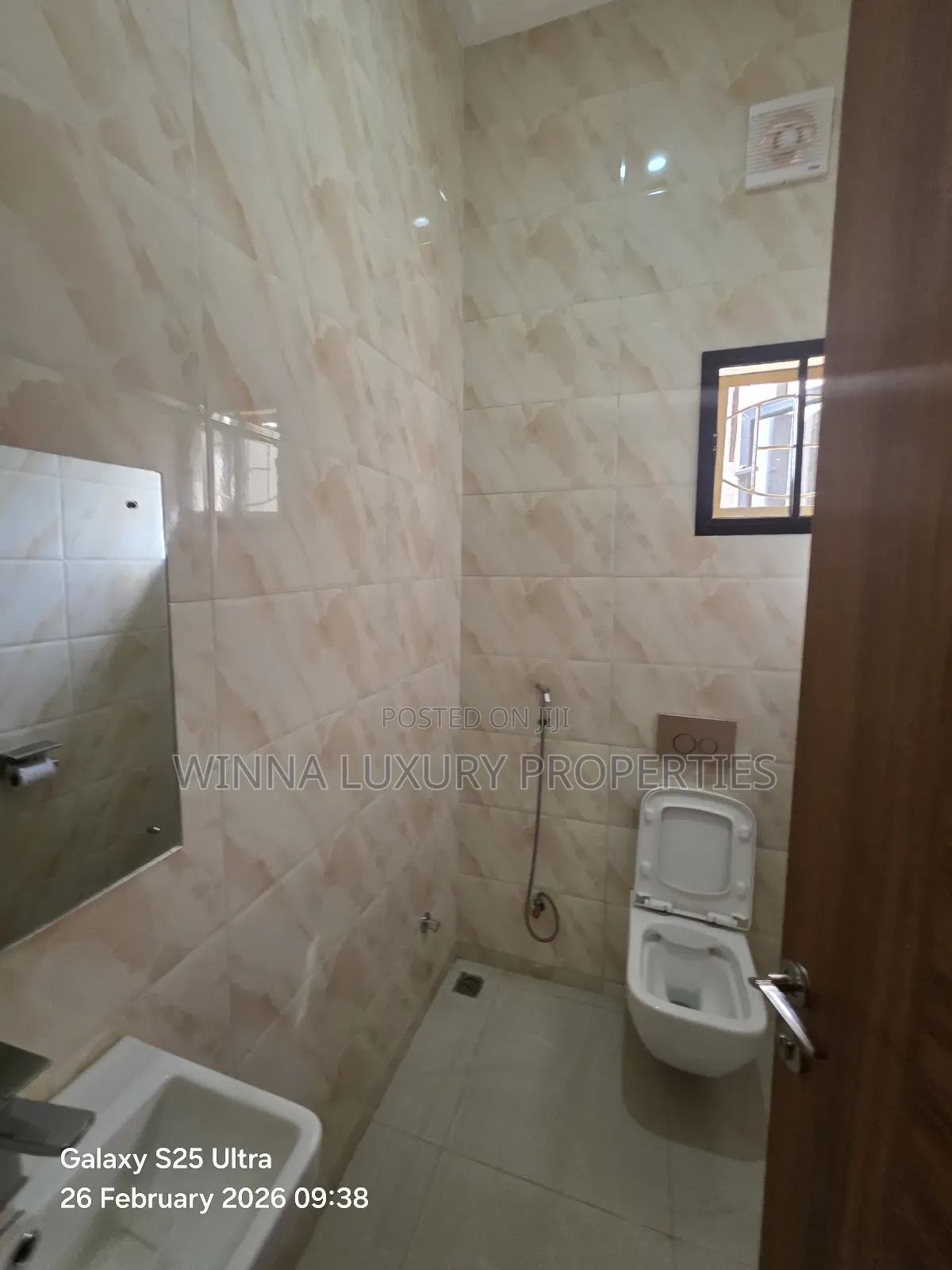 Furnished 6bdrm Bungalow in Sally Best, Lugbe District for sale in Lugbe District