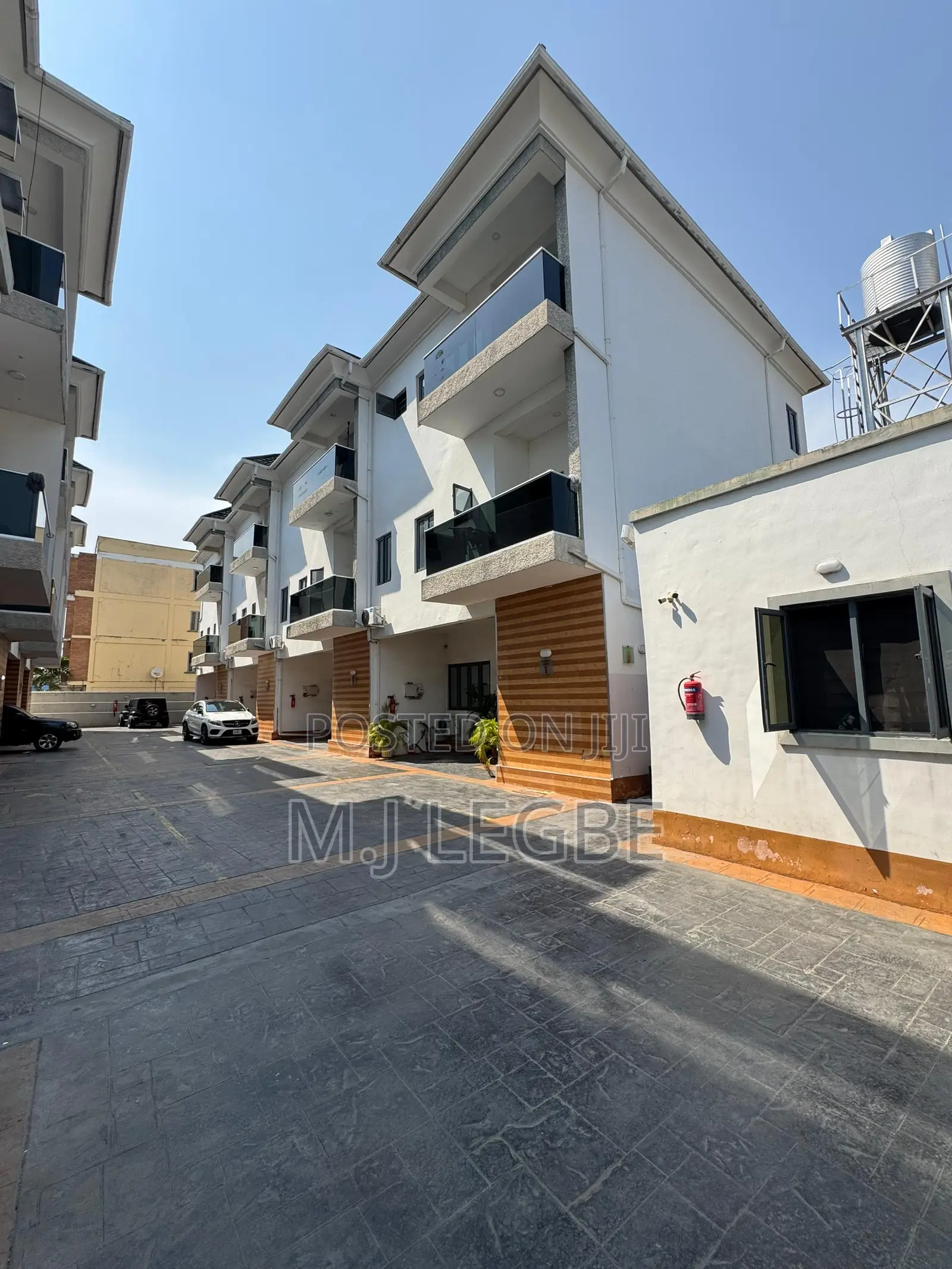4bdrm Duplex in Ikate, Lekki for rent in Lekki
