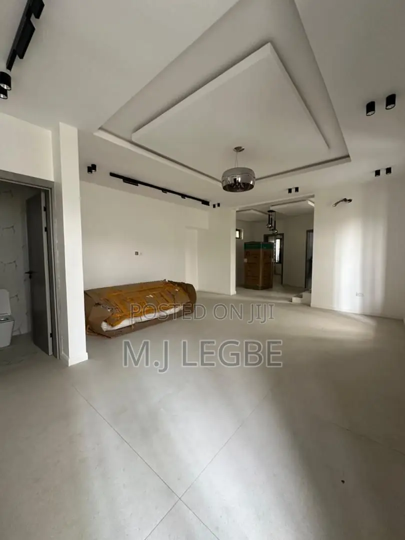 4bdrm Duplex in Phase 1, Lekki for rent in Lekki