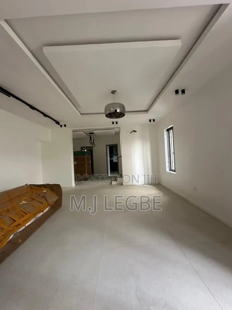 4bdrm Duplex in Phase 1, Lekki for rent in Lekki