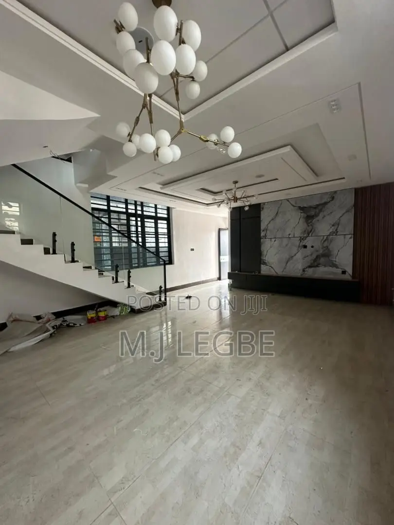 5bdrm Duplex in Phase 1, Lekki for rent in Lekki
