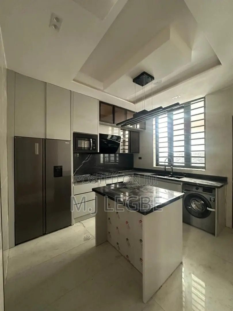 5bdrm Duplex in Phase 1, Lekki for rent in Lekki