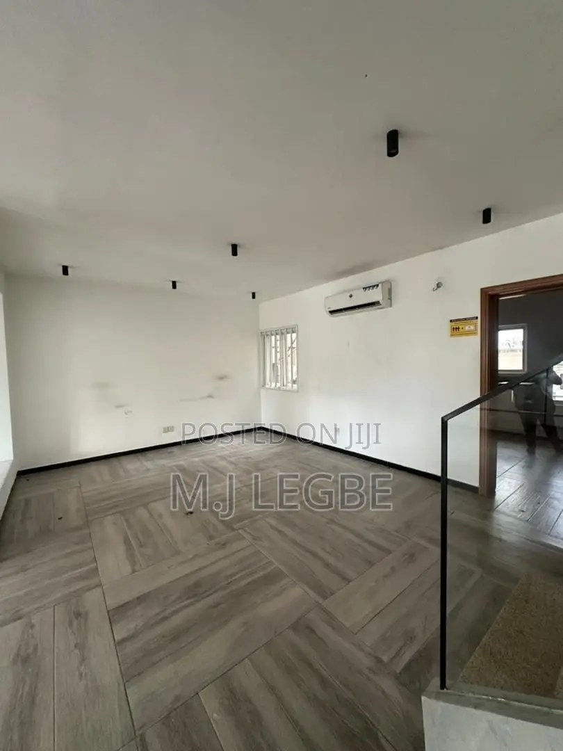 5bdrm Duplex in Phase 1, Lekki for rent in Lekki
