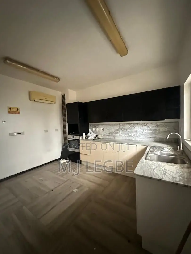 5bdrm Duplex in Phase 1, Lekki for rent in Lekki