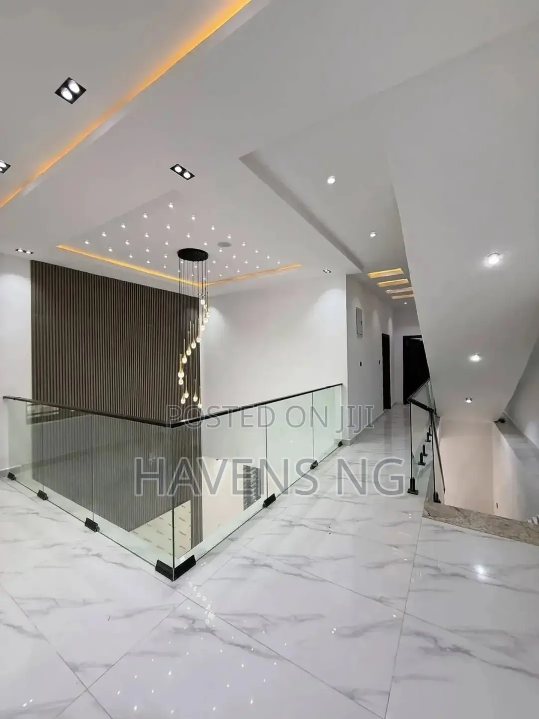 5bdrm Duplex in Ikota for sale in Ikota