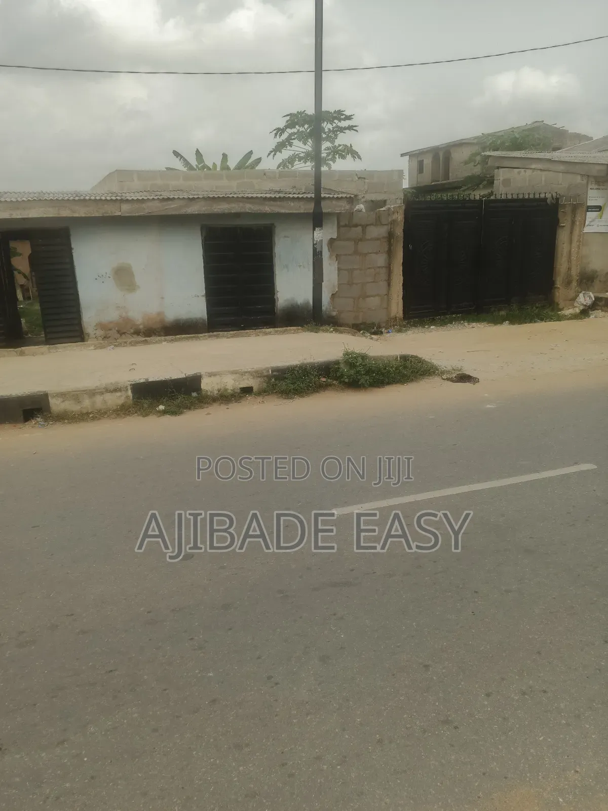 3bdrm Bungalow in Ayobo for sale in Ayobo