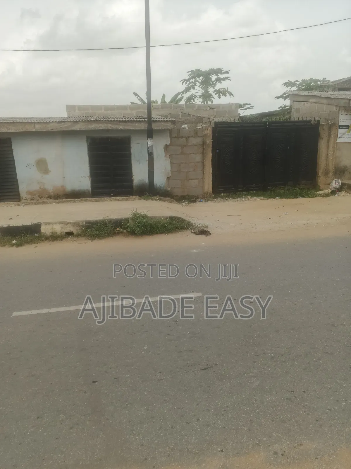 3bdrm Bungalow in Ayobo for sale in Ayobo