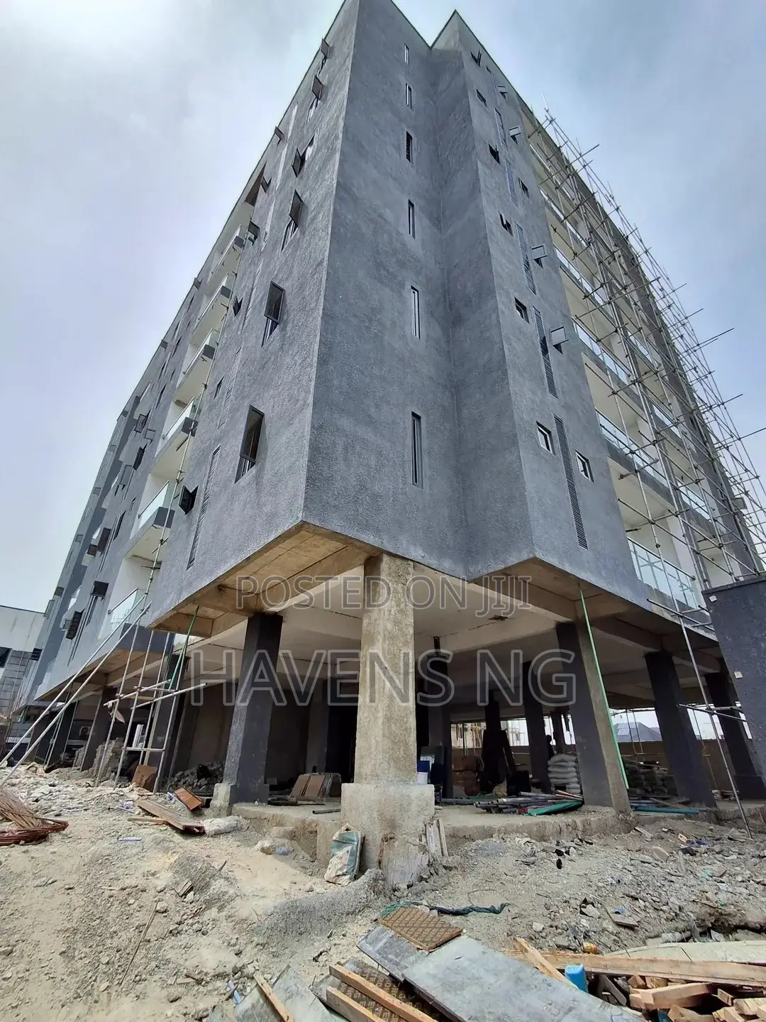 3bdrm Apartment in Ikate for sale in Ikate
