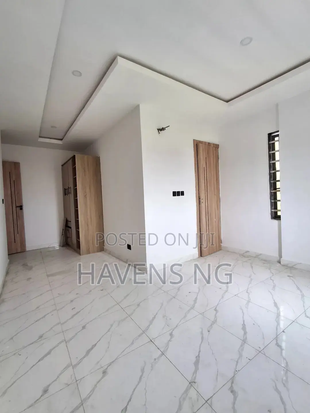 3bdrm Apartment in Ikate for sale in Ikate