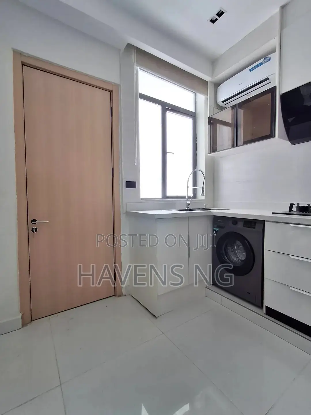 3bdrm Apartment in Ikate for sale in Ikate