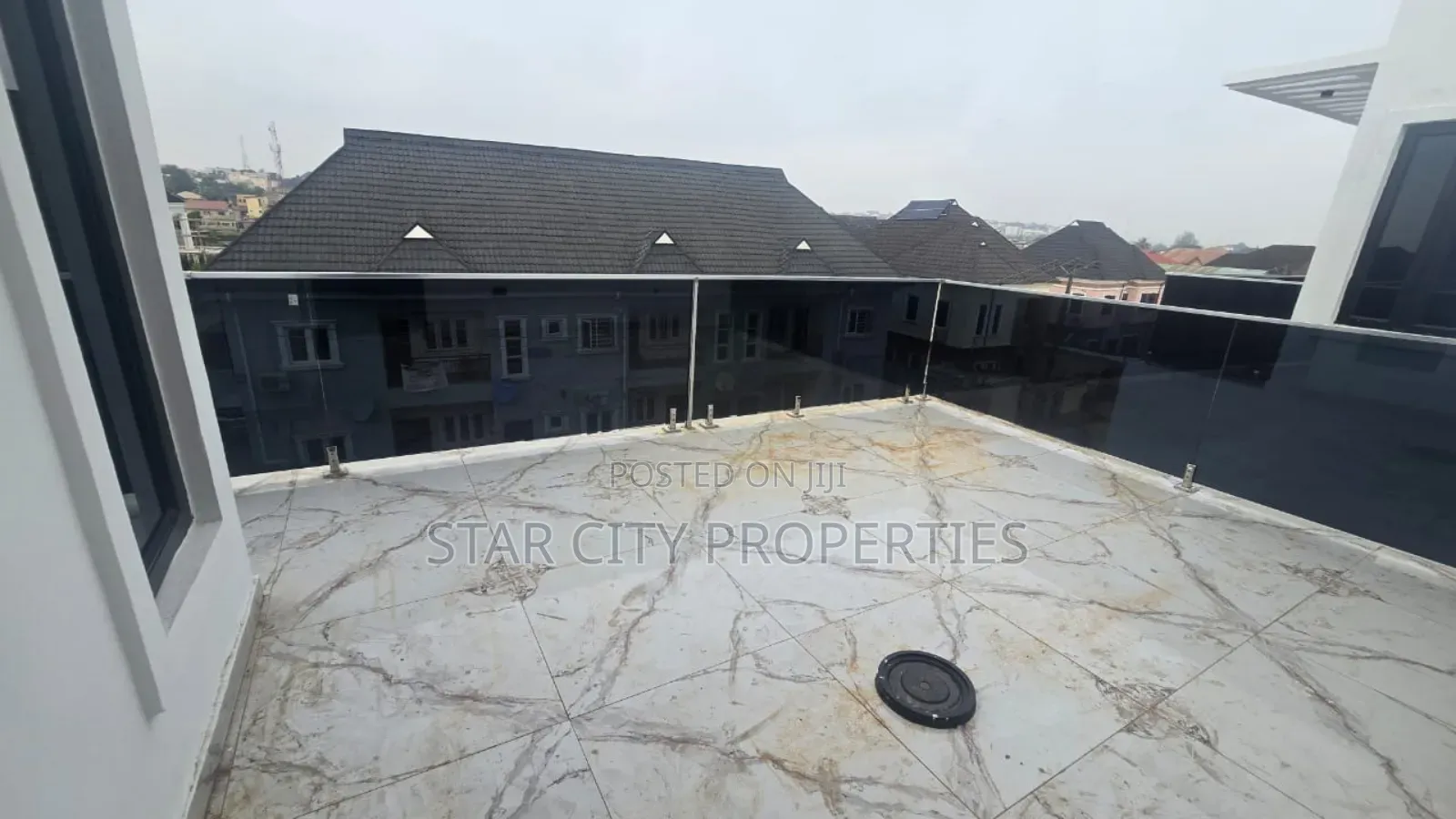 5bdrm Duplex in Opic Isheri North for sale in Isheri North