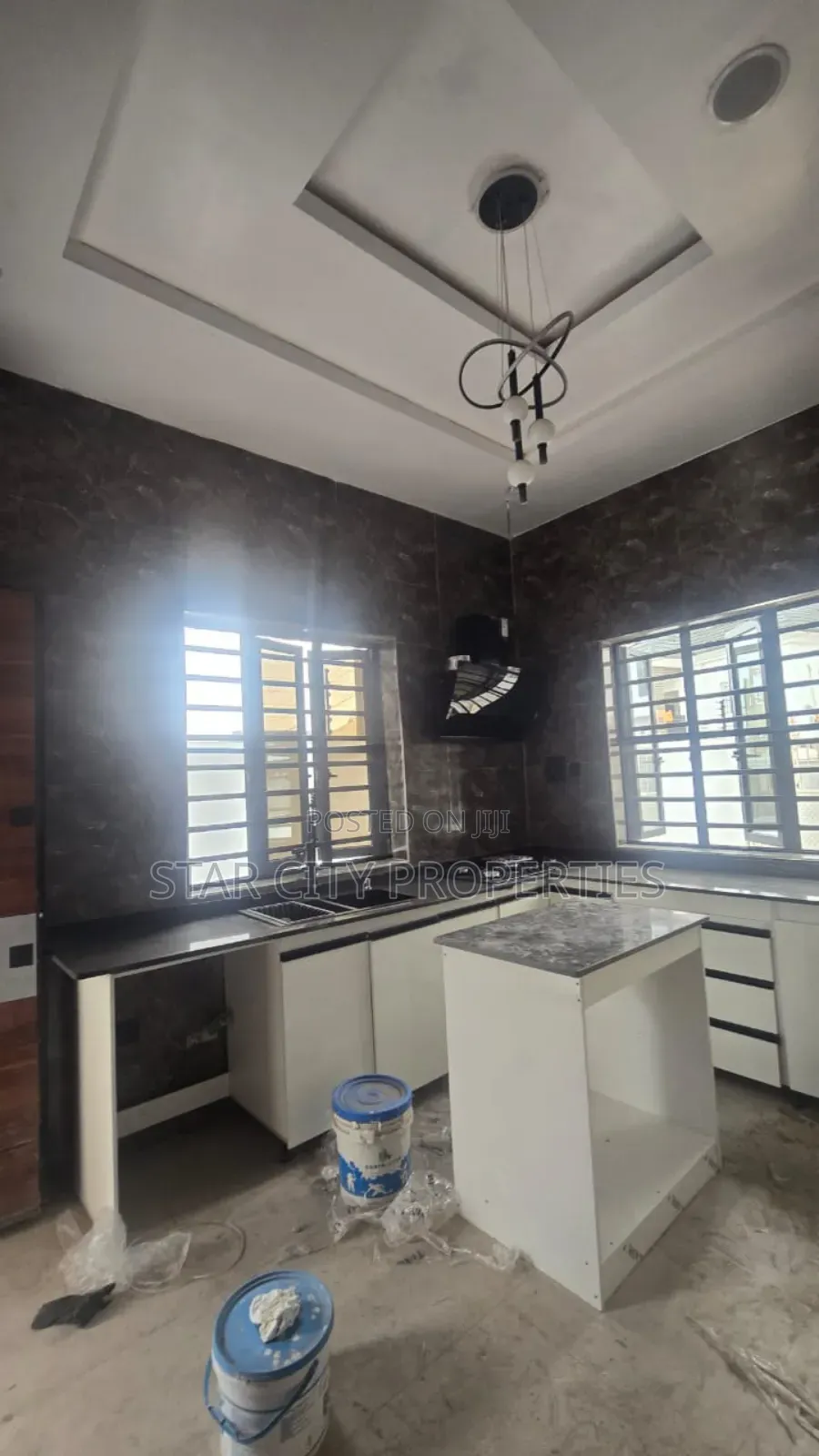 5bdrm Duplex in Opic Isheri North for sale in Isheri North