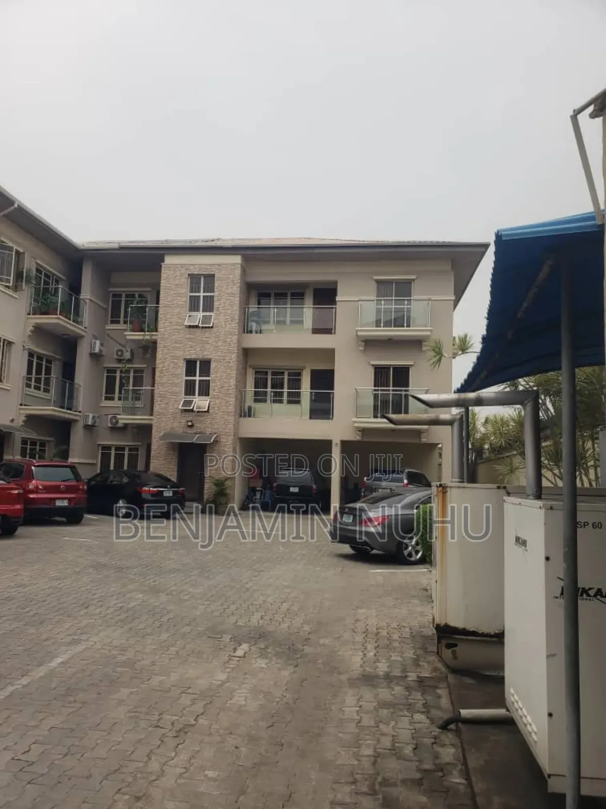 3bdrm Apartment in Lekki Right for rent in Lekki Phase 1