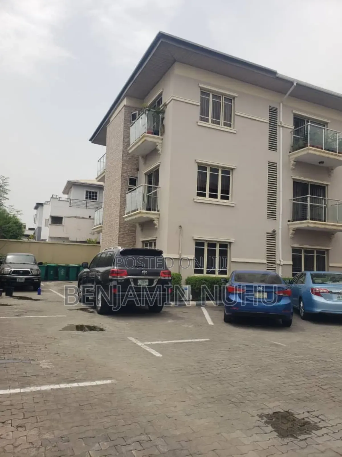 3bdrm Apartment in Lekki Right for rent in Lekki Phase 1