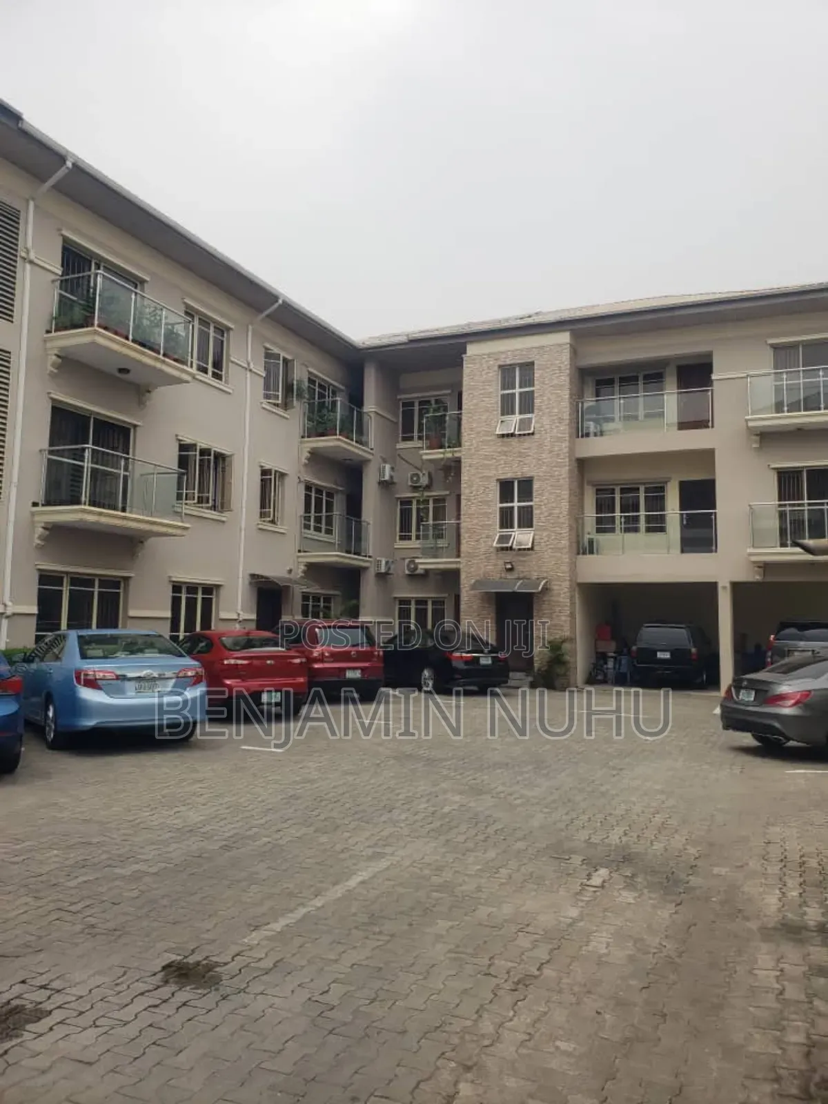 3bdrm Apartment in Lekki Right for rent in Lekki Phase 1