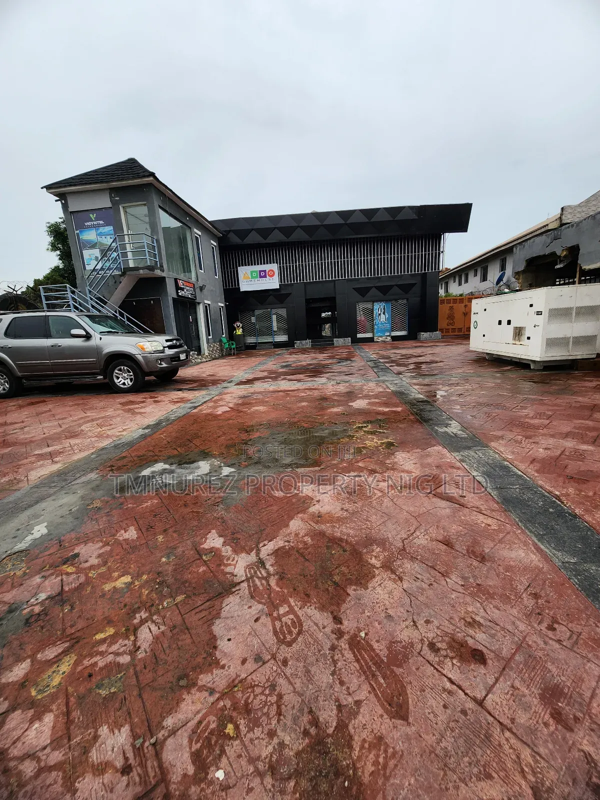 Very Big Shop at Ado Road for Rent in Ajah