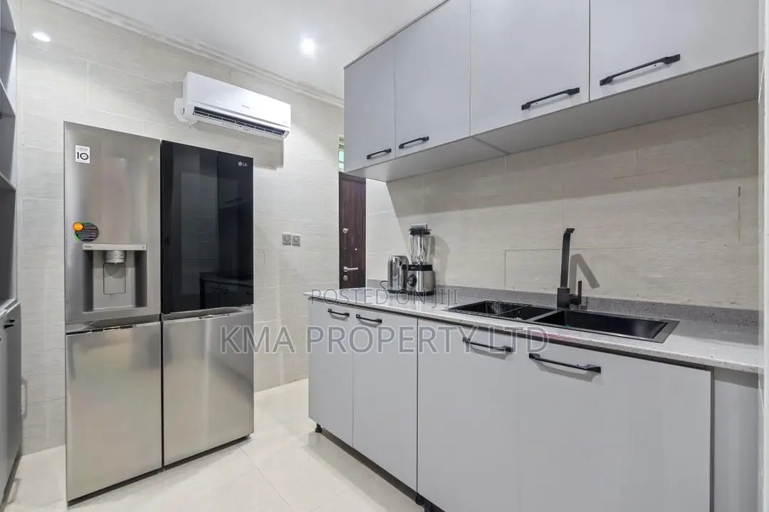 Luxurious 2 Bedroom Apartment With Swimming Pool and Gym in Ikoyi