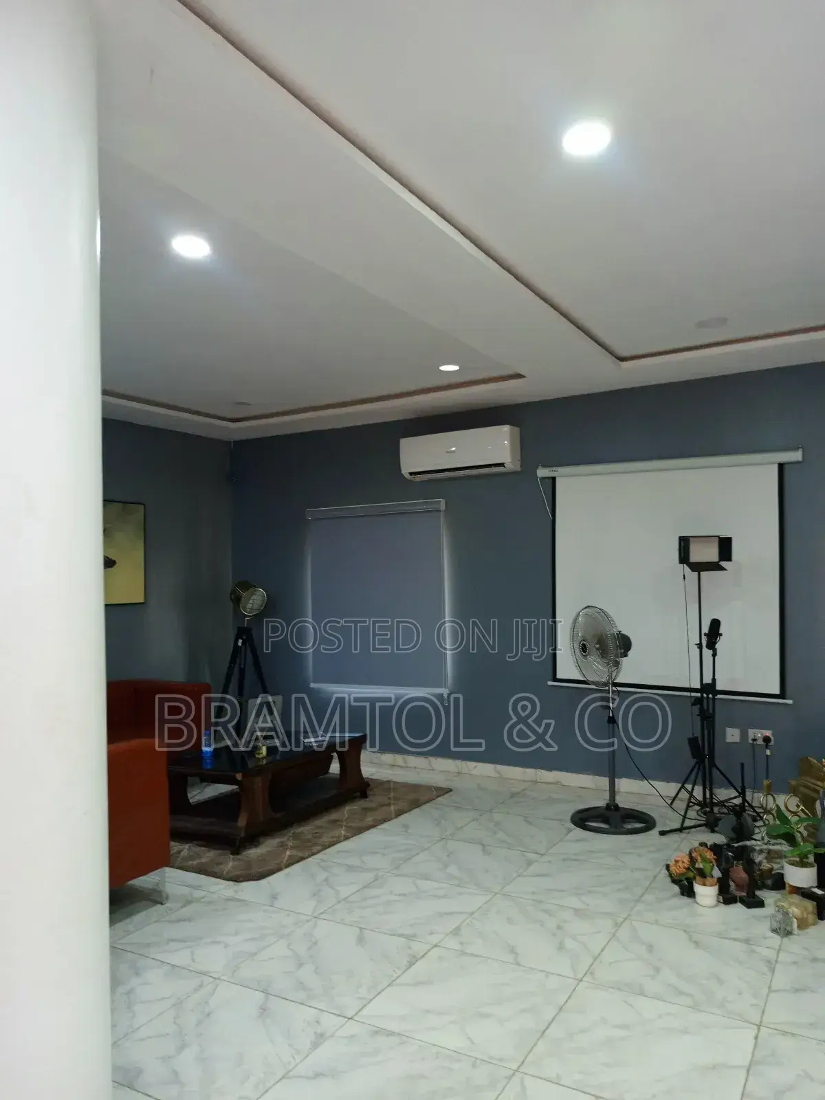 55sqm in a Brand New Plaza for Office, Biz or Pharmacy/Supermarket in Wuye