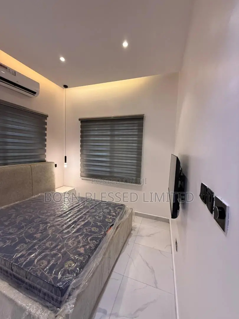 Furnished 2bdrm Block of Flats in Lekki Phase 1 for rent in Lekki Phase 1