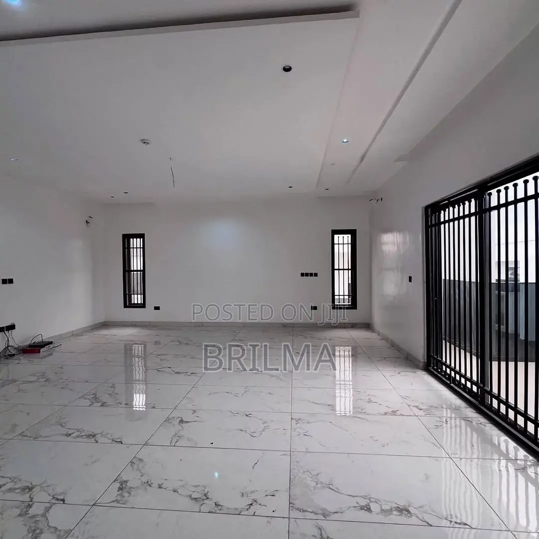 6bdrm Duplex in Guzape District for sale in Guzape District