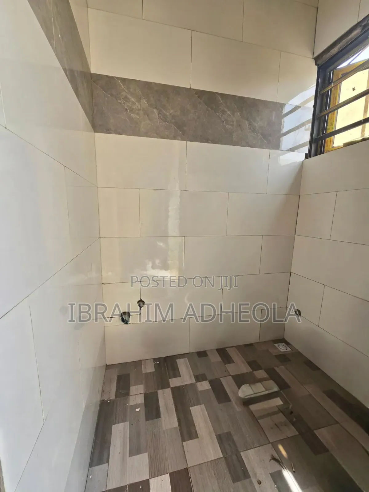 4bdrm Duplex in Anthony for sale in Anthony Village