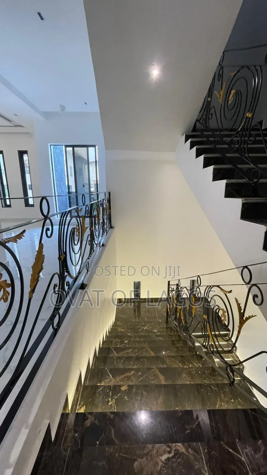 7bdrm Duplex in Pinnock Beach Estate, Osapa london for sale in Osapa london