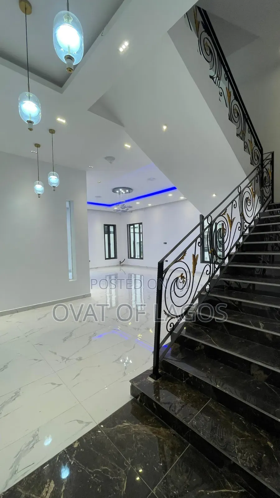 7bdrm Duplex in Pinnock Beach Estate, Osapa london for sale in Osapa london
