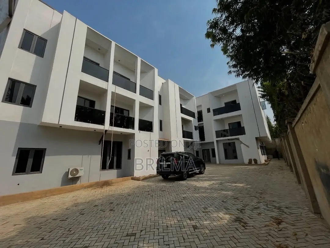 4bdrm Duplex in Jahi for sale in Jahi