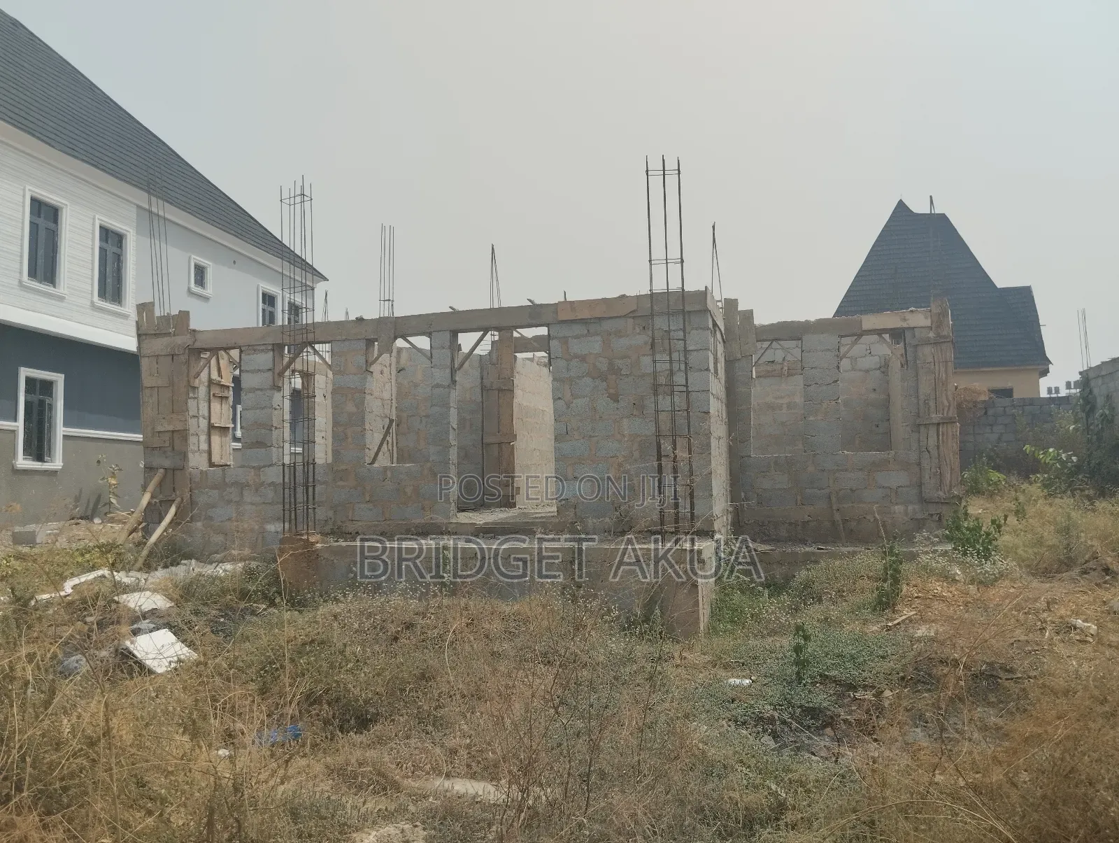 4bdrm Duplex in Victoria City, Lugbe District for sale in Lugbe District