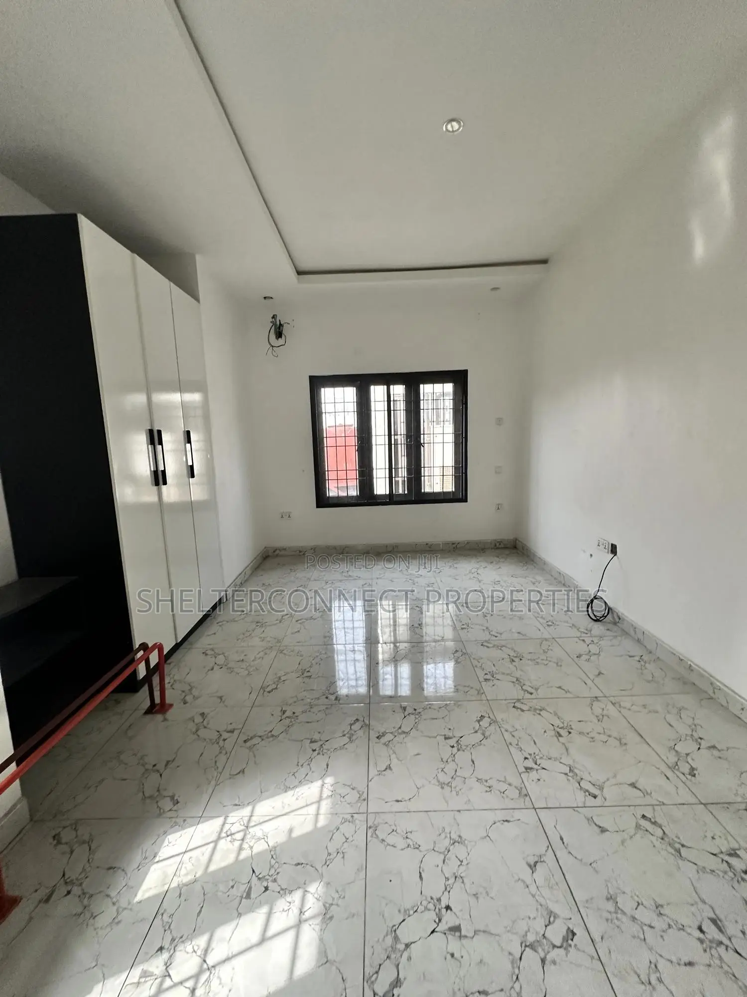 3bdrm Apartment in Orchid Road, Lekki for rent in Lekki