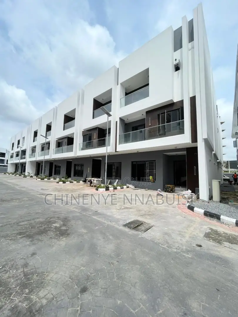 3bdrm Apartment in The Glade, Idu Industrial for sale in Idu Industrial