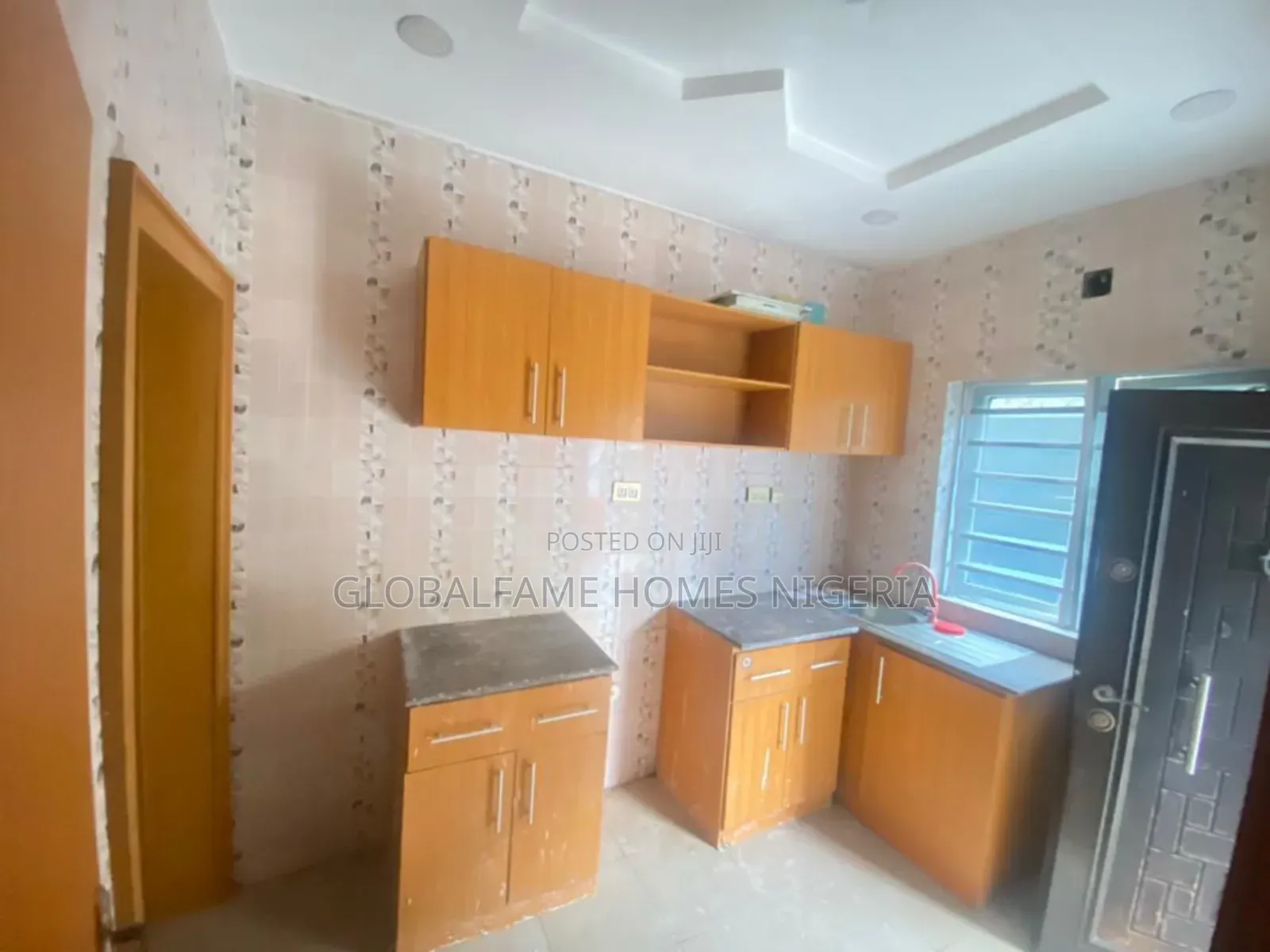 2bdrm Block of Flats in Ogunfayo Awoyaya for rent in Awoyaya