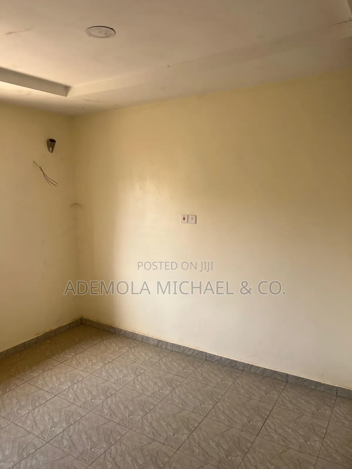 3bdrm Block of Flats in Brain And Hammer, Life Camp for rent in Life Camp