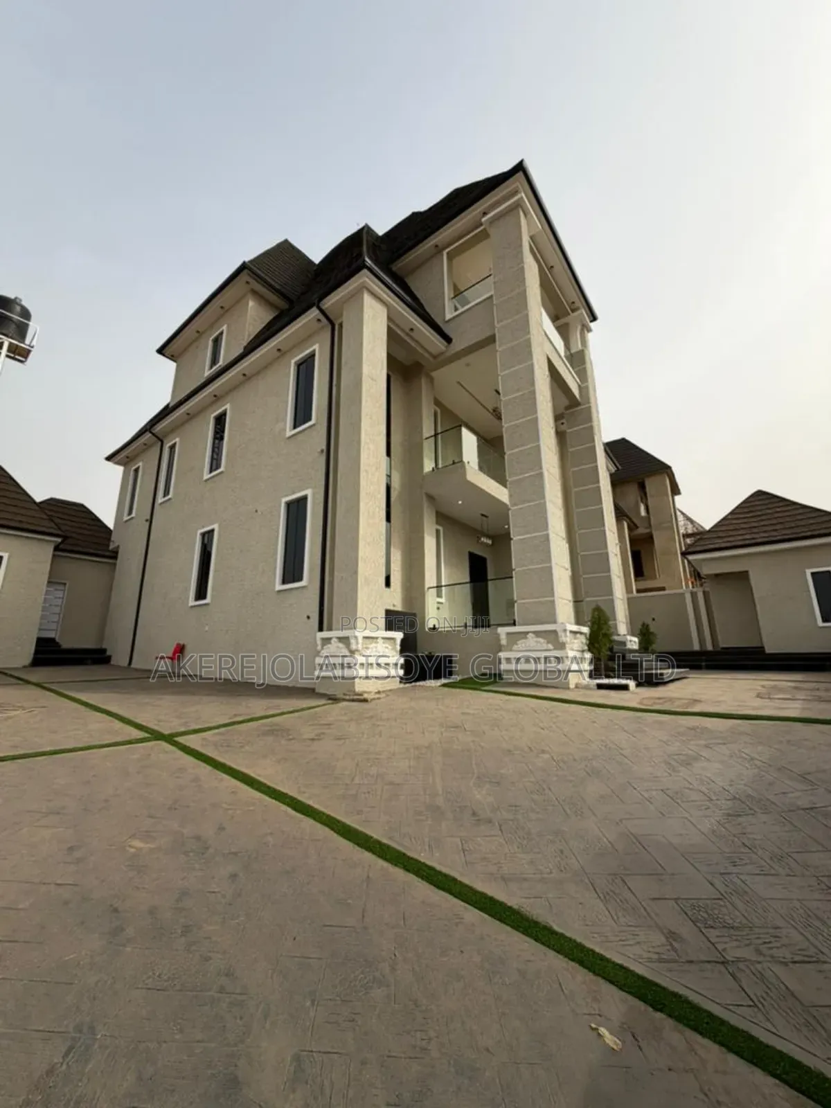 5bdrm Duplex in Lokogoma, Abuja for sale in Lokogoma