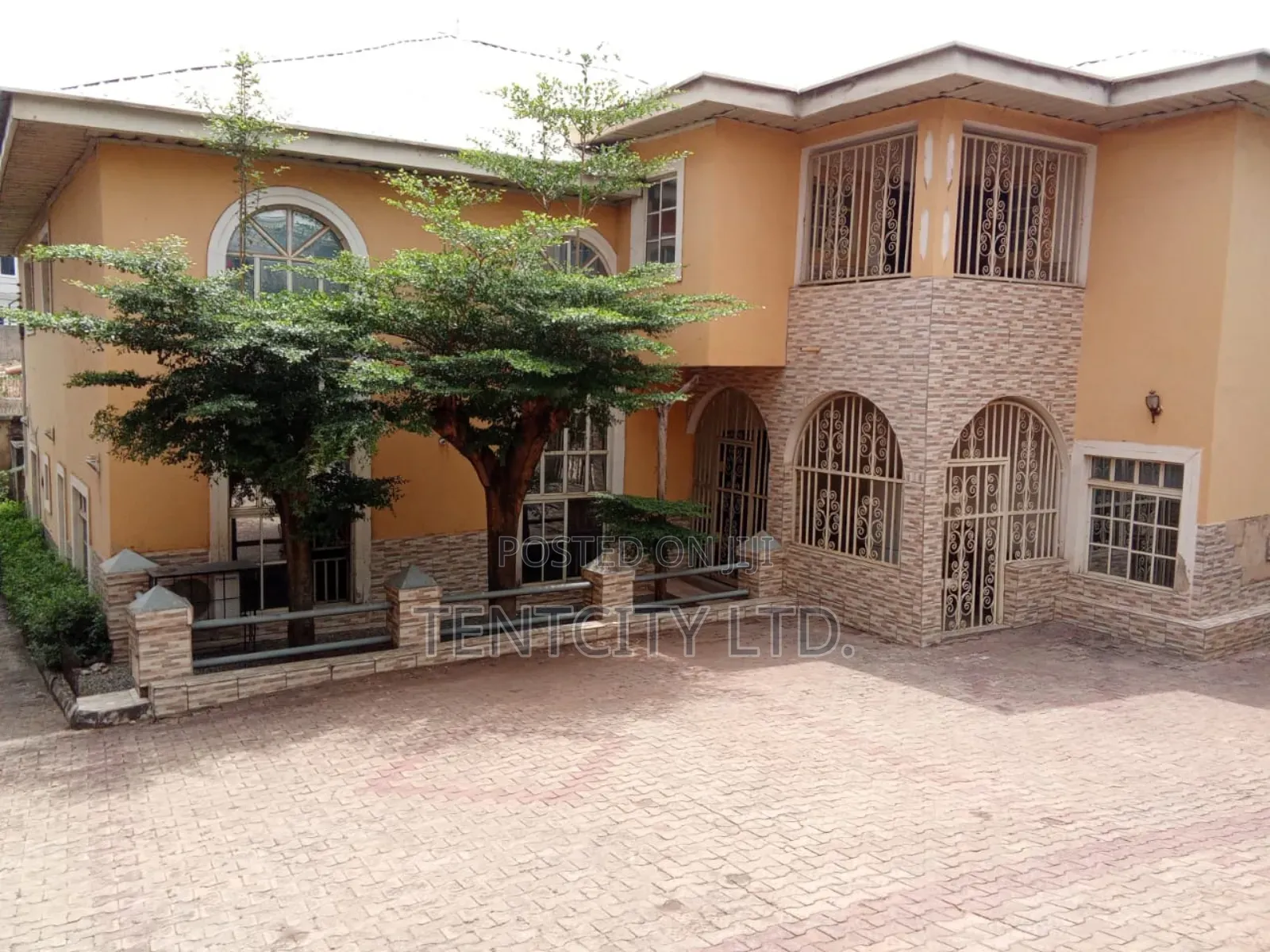 2bdrm Apartment in Emene, Enugu for sale in Enugu