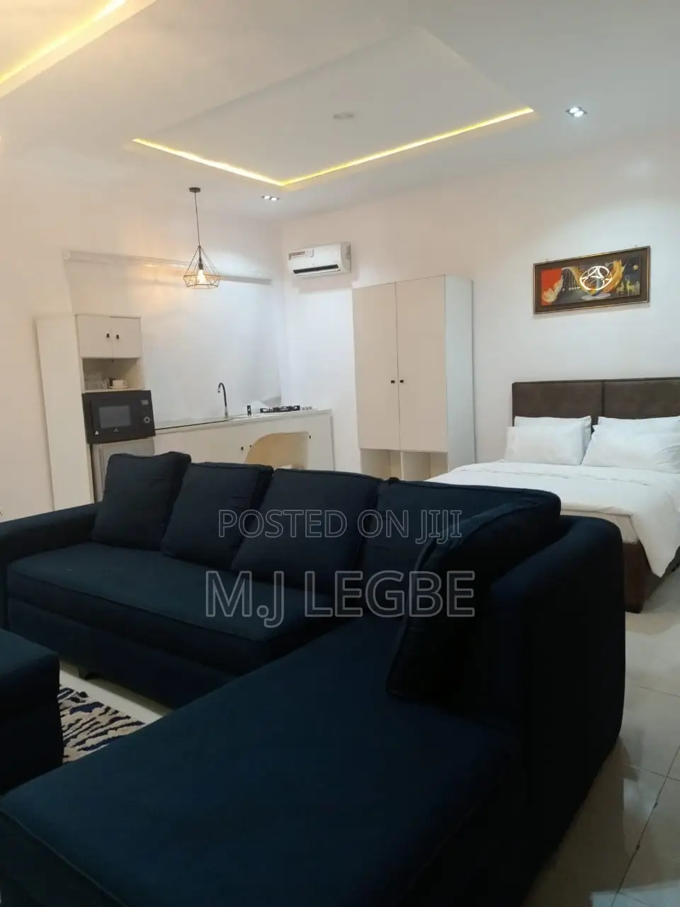 Furnished Mini Flat in Lekki Admiralty for rent in Lekki