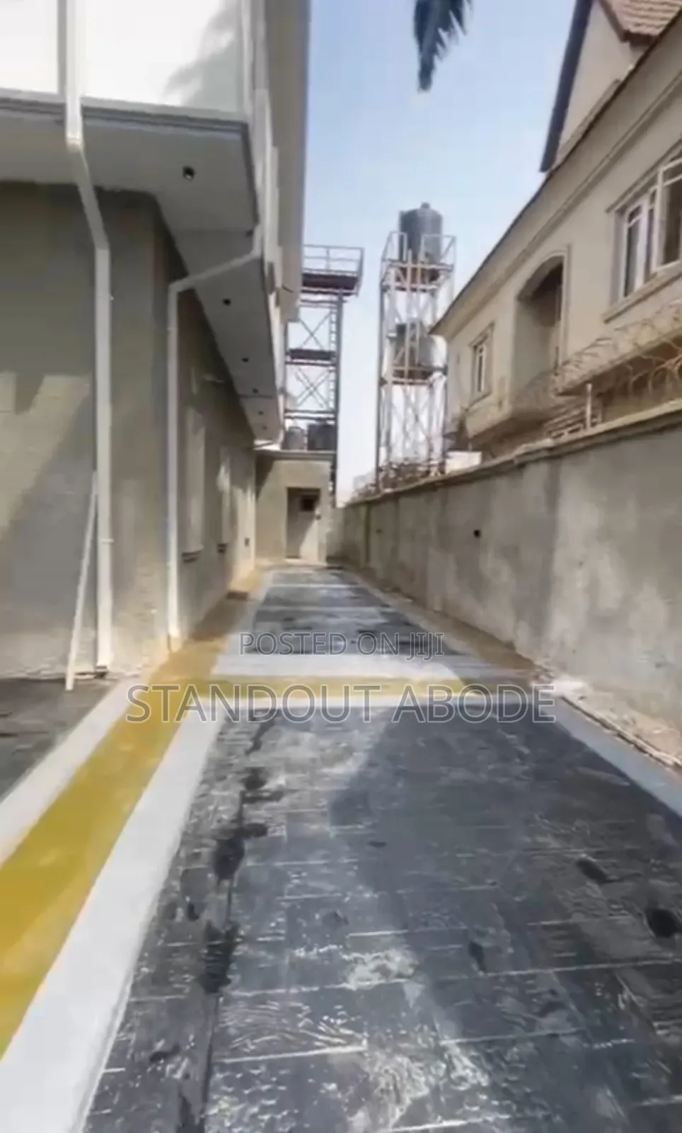 5bdrm Duplex in This Estate Is, Gaduwa for sale in Gaduwa