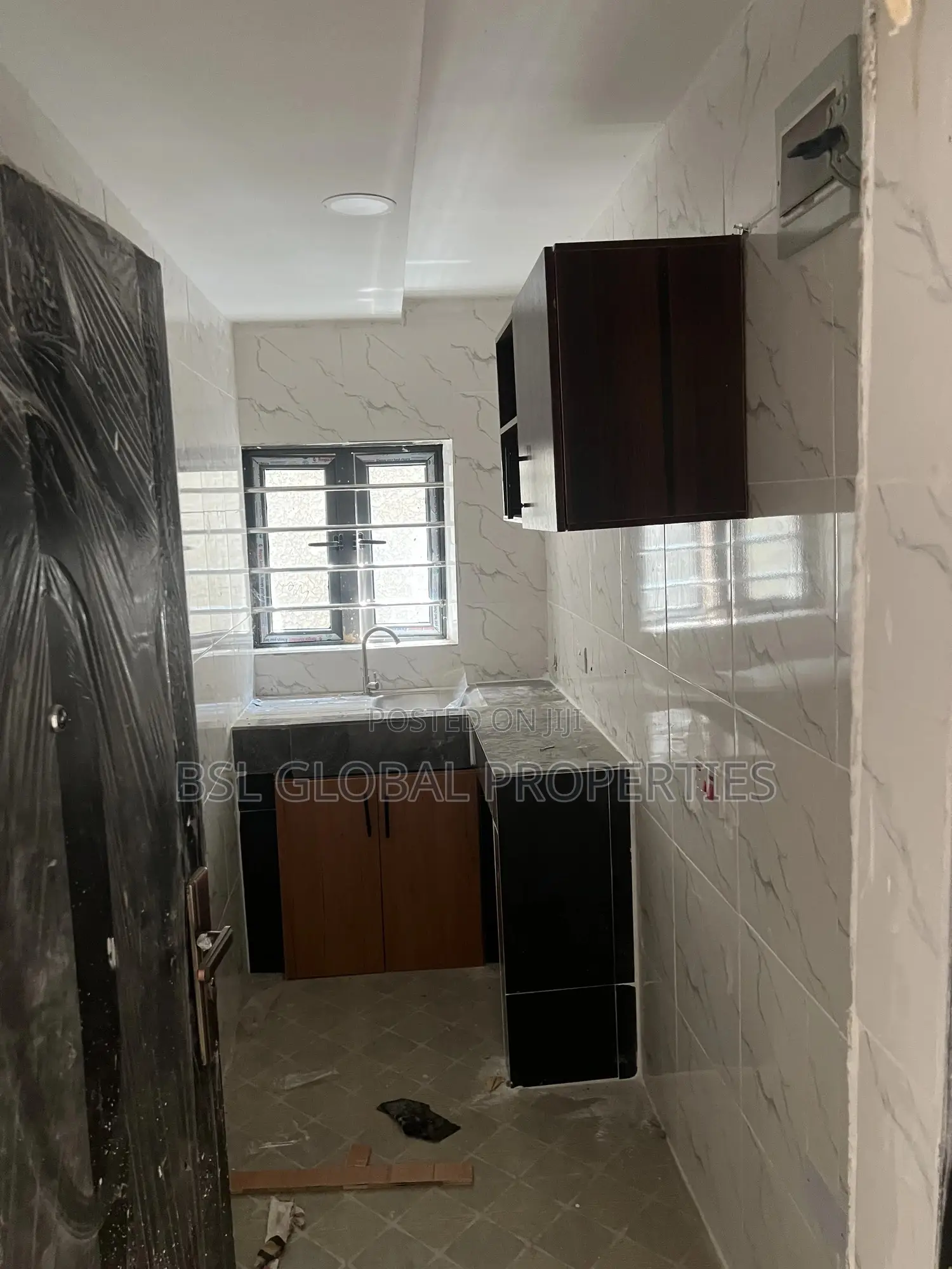 Studio Apartment in Olowora, Omole Phase 2 for rent in Omole Phase 2