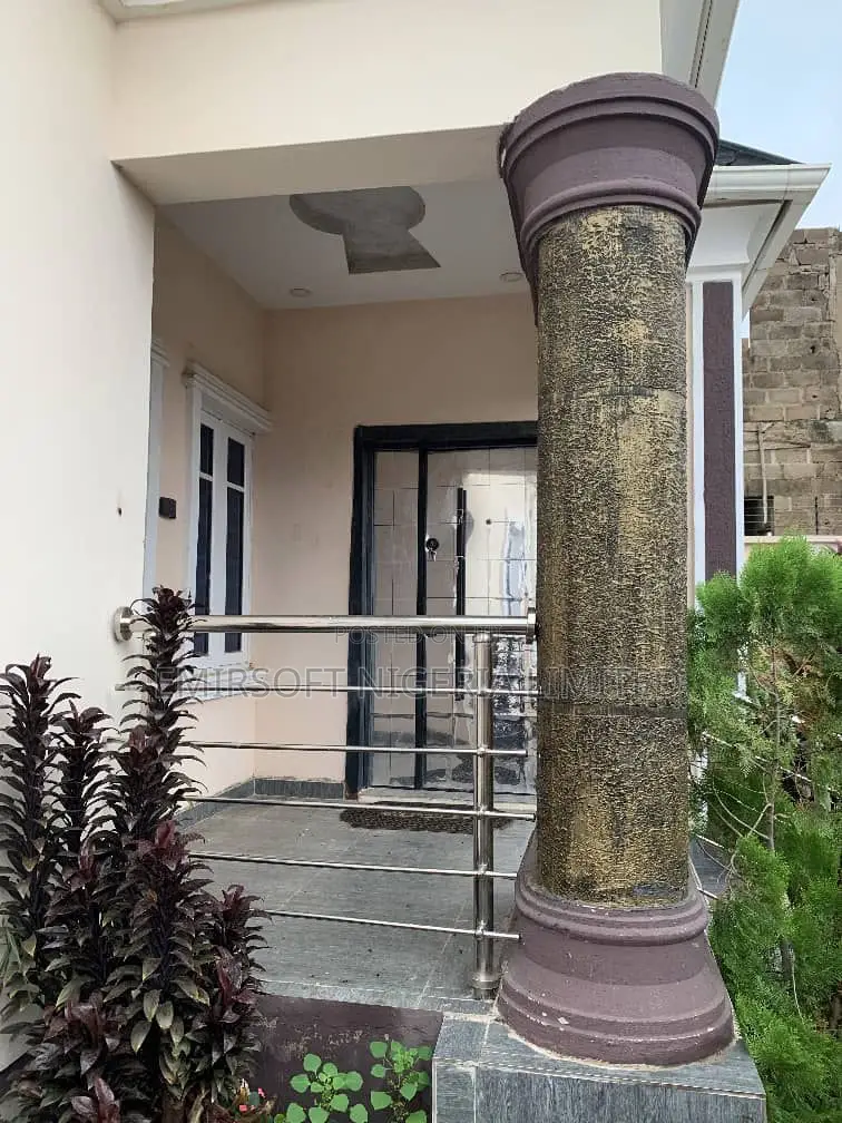 Furnished 4bdrm Bungalow in Kings And Queens, Akala Express for sale in Akala Express