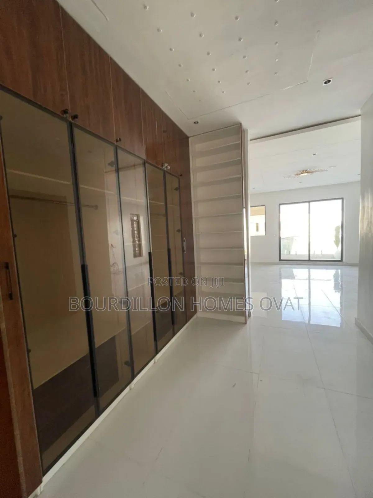 5bdrm Duplex in Orchid Lekki Lagos for sale in Lekki
