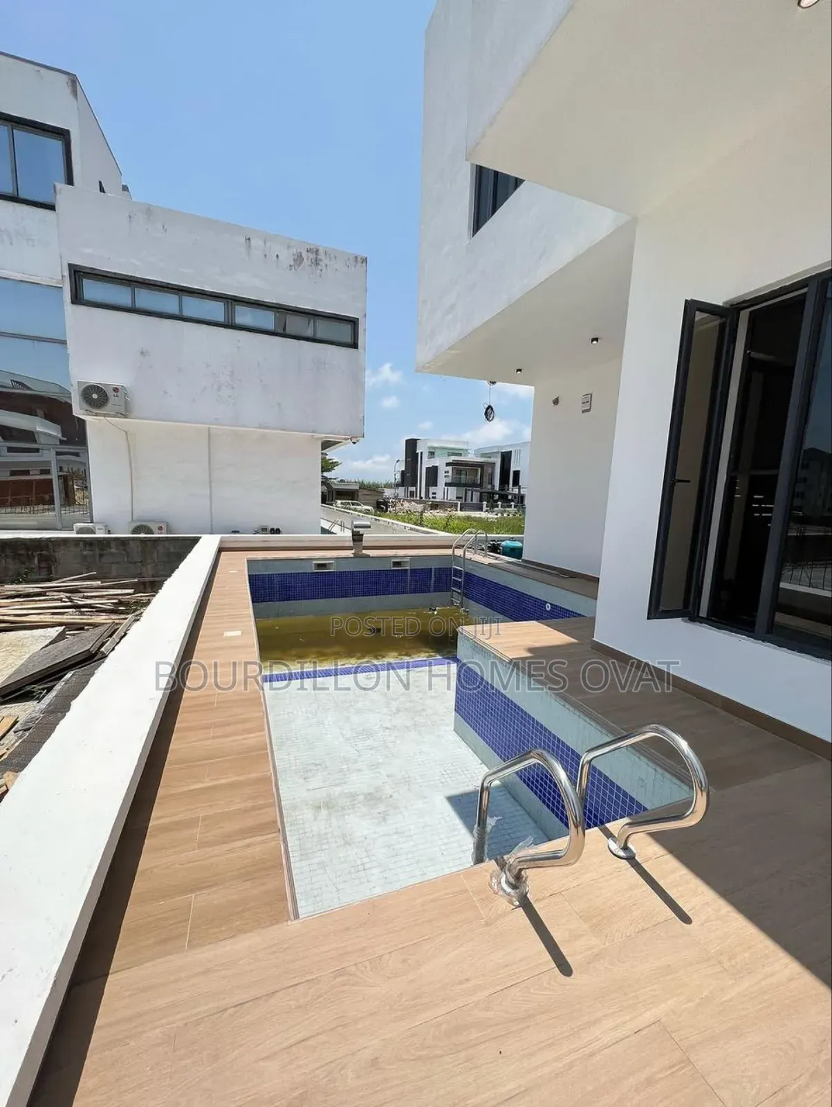 Furnished 5bdrm Duplex in Pinnock Beach Estate for sale in Lekki