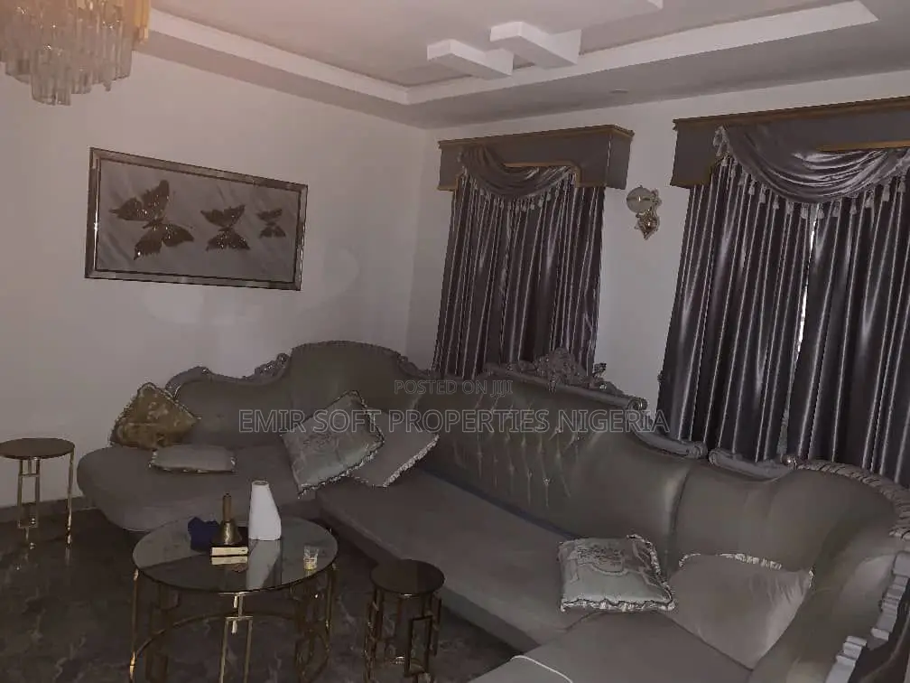 Furnished 4bdrm Bungalow in Kings & Queens, Akala Express for sale in Akala Express