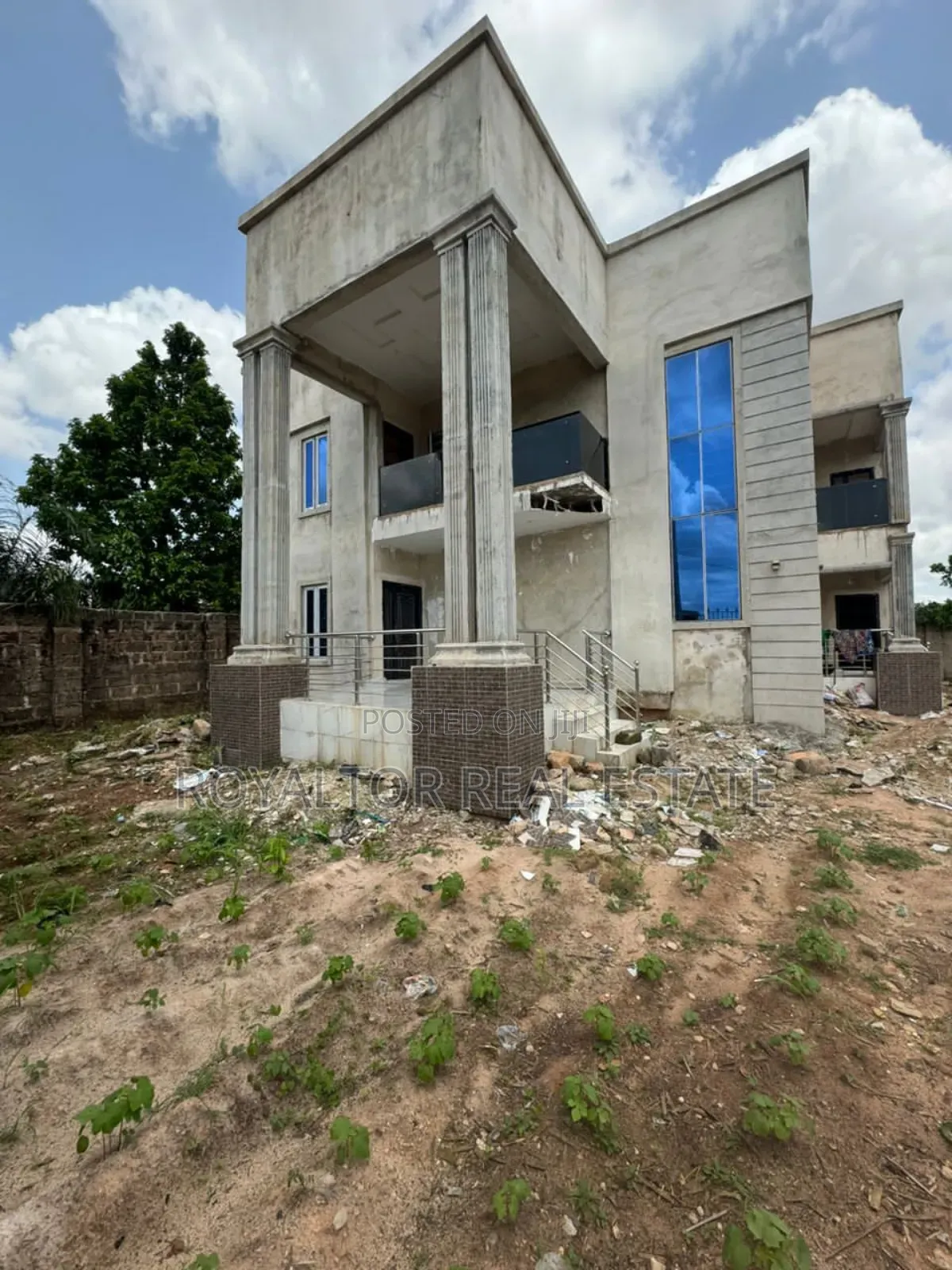 6bdrm Duplex in Royaltor Real Estate, Benin City for sale in Benin City
