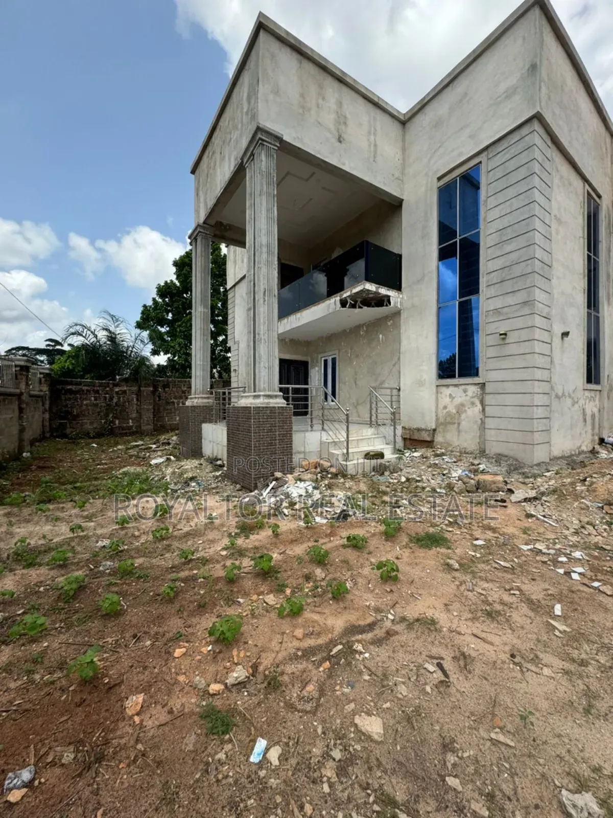 6bdrm Duplex in Royaltor Real Estate, Benin City for sale in Benin City