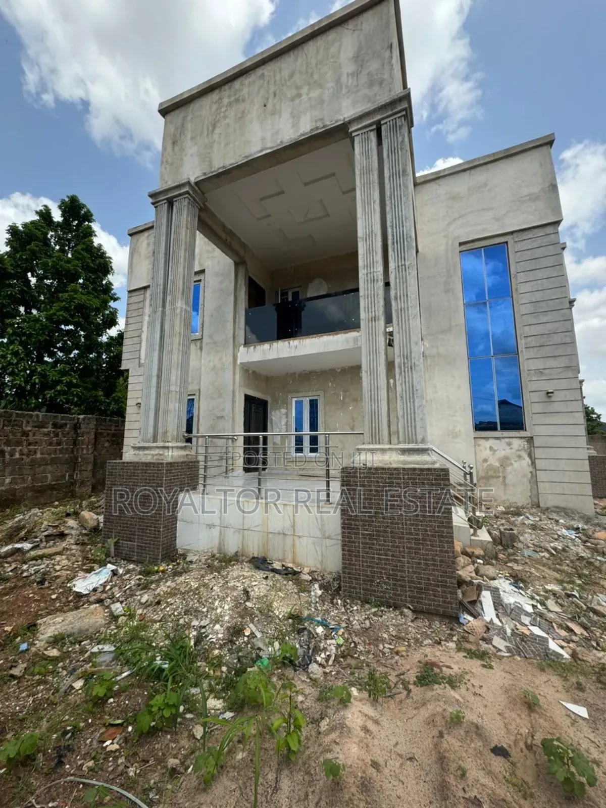 6bdrm Duplex in Royaltor Real Estate, Benin City for sale in Benin City