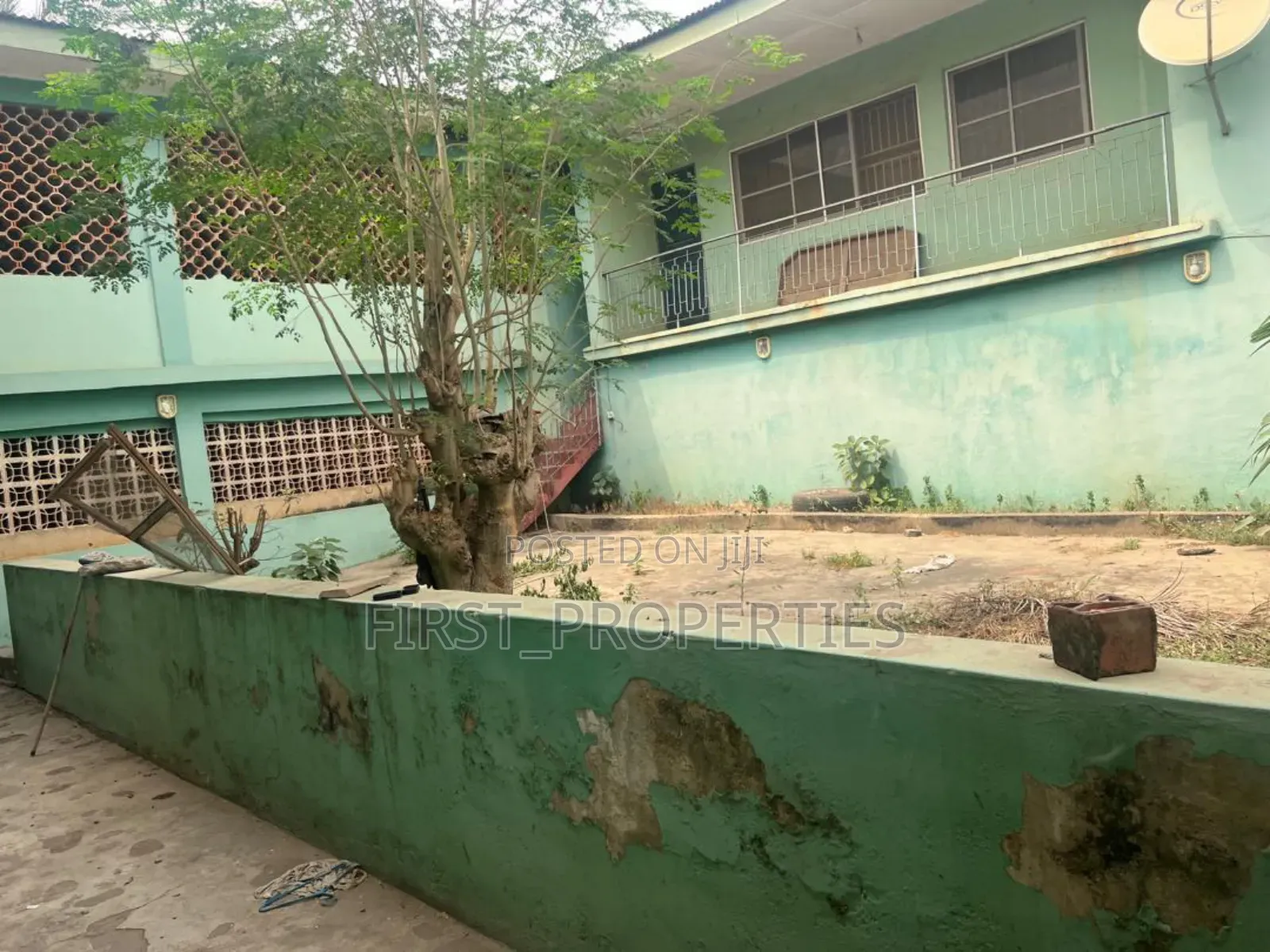 20bdrm Block of Flats in Behind Mobile, Oluyole Estate for sale in Oluyole Estate