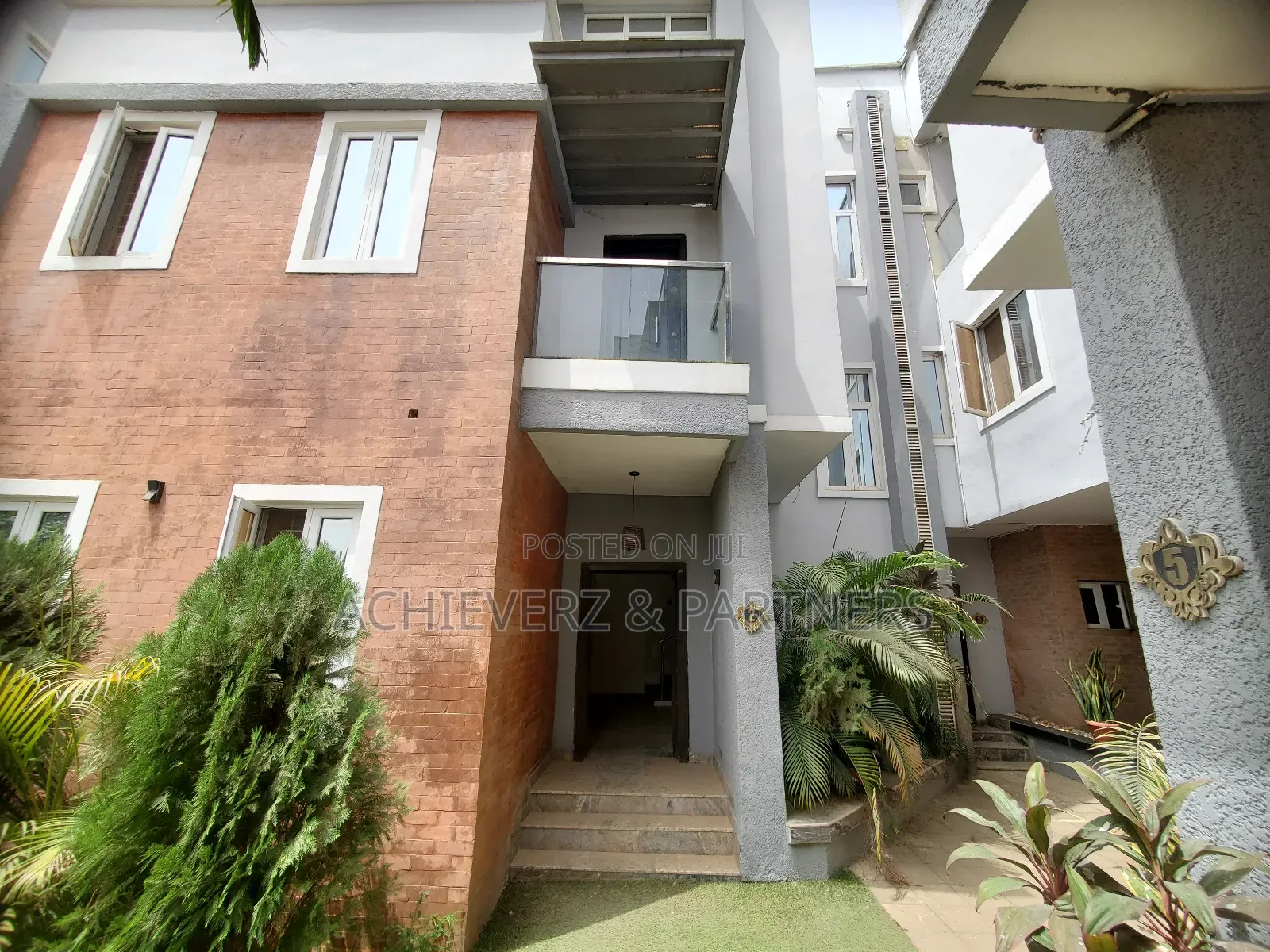 4bdrm Duplex in Jahi for sale in Jahi