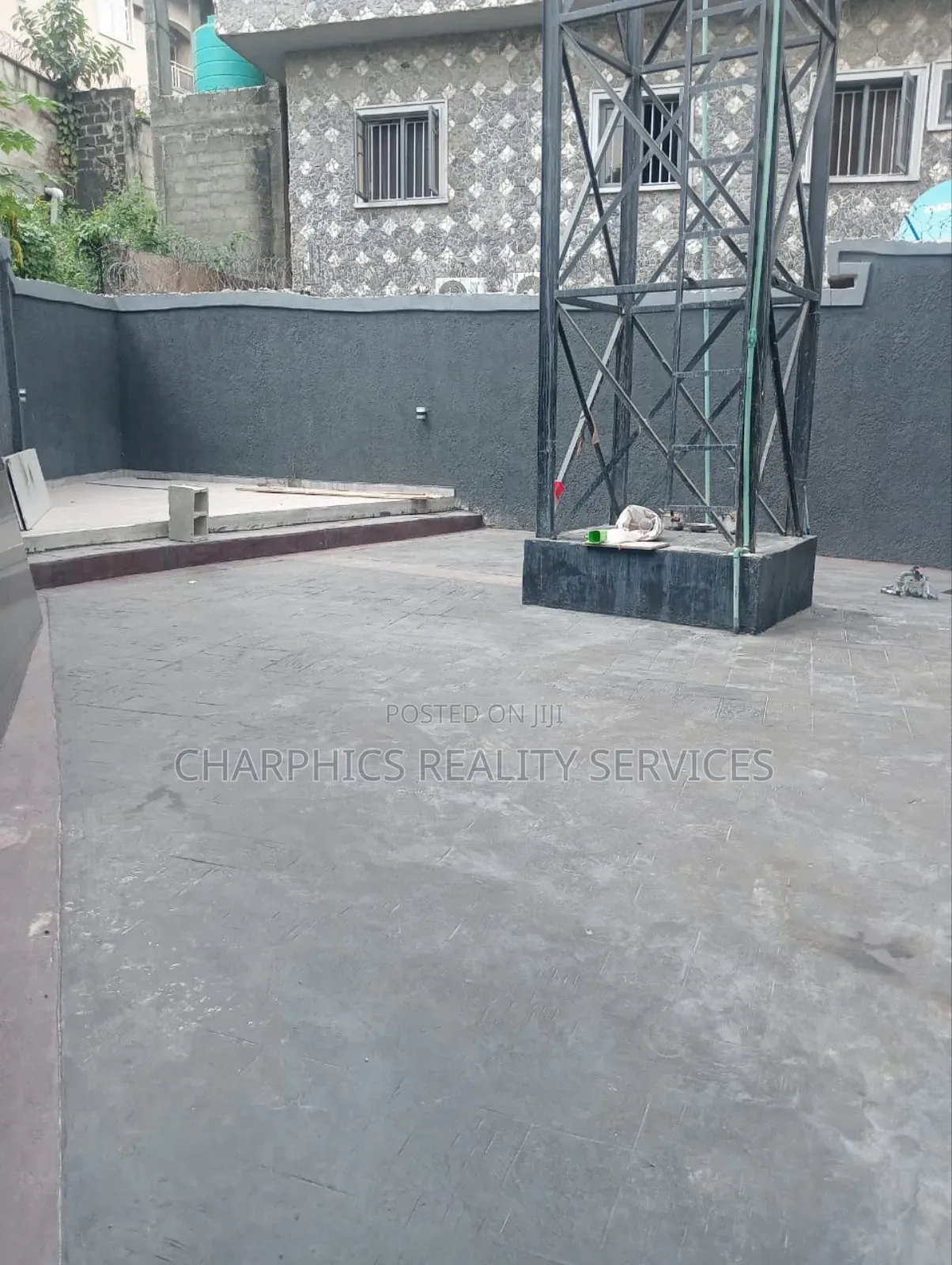 5bdrm Duplex in GRA Phase 2 Shangisha for sale in GRA Phase 2 Shangisha
